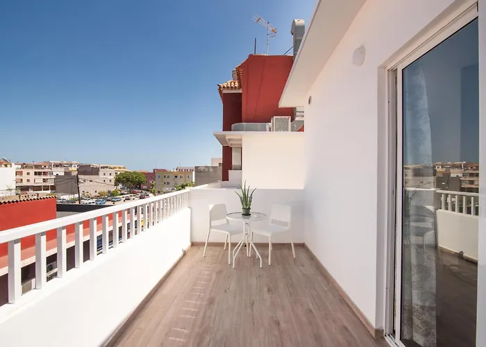 Atico Centrico Con Terraza Privada